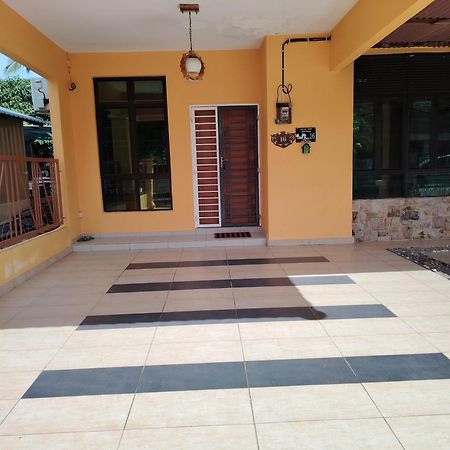 Afwan Homestay Klebang Melaka Buitenkant foto